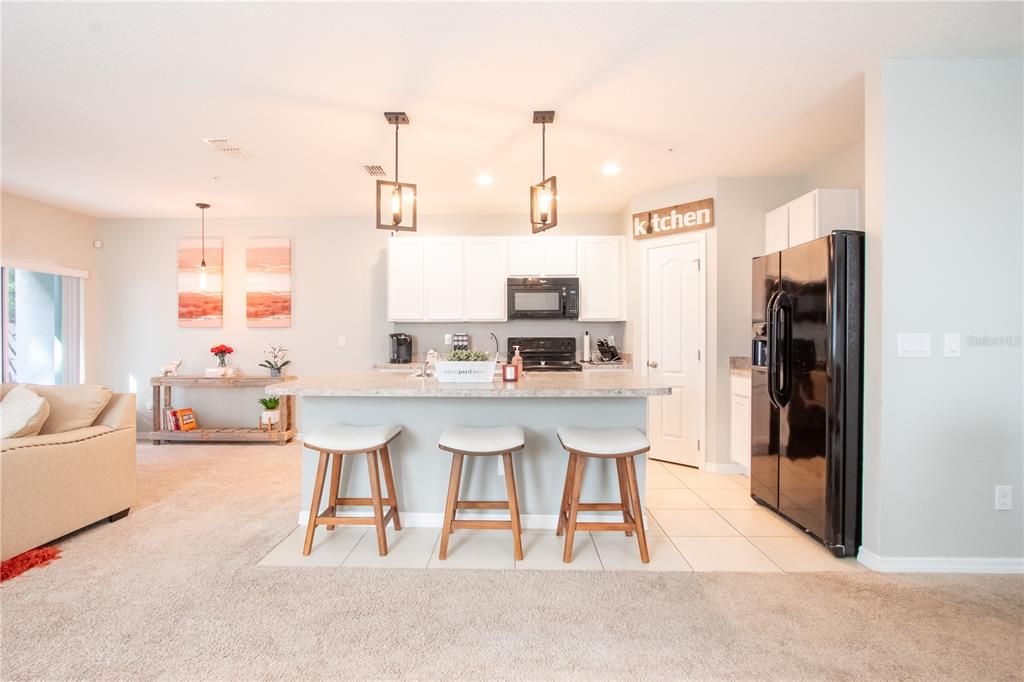 For Sale: $310,000 (3 beds, 2 baths, 1639 Square Feet)