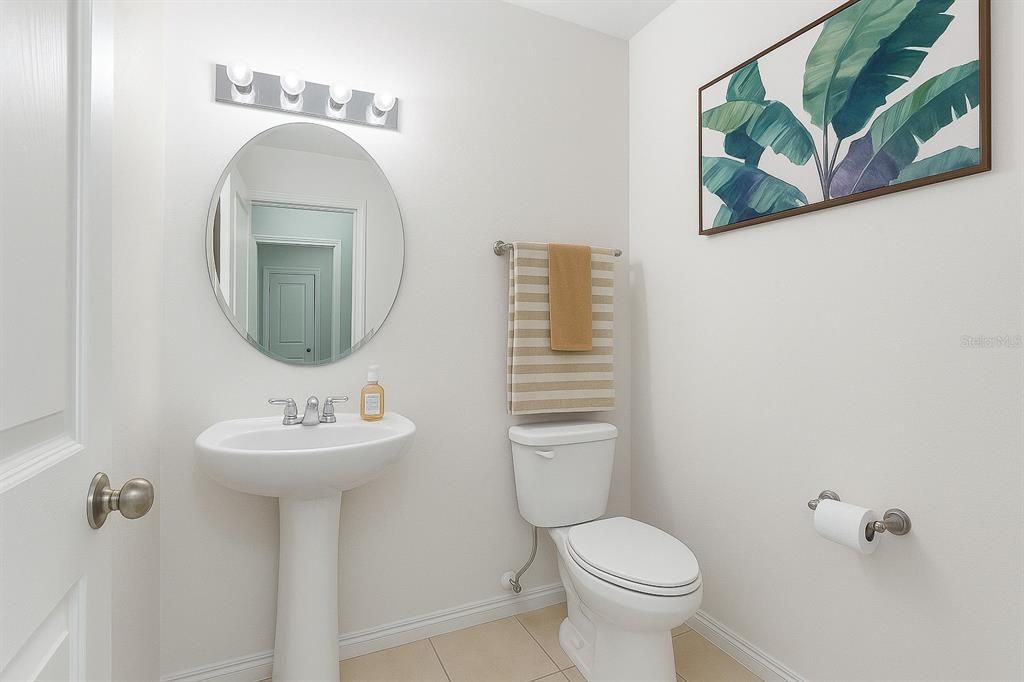 For Sale: $310,000 (3 beds, 2 baths, 1639 Square Feet)