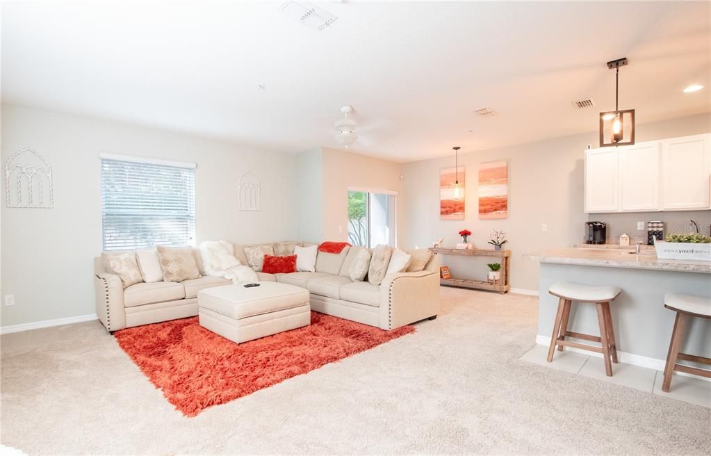 For Sale: $310,000 (3 beds, 2 baths, 1639 Square Feet)