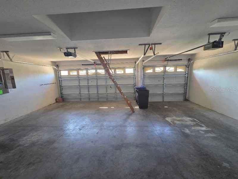 待售: $373,000 (4 贝兹, 3 浴室, 2274 平方英尺)