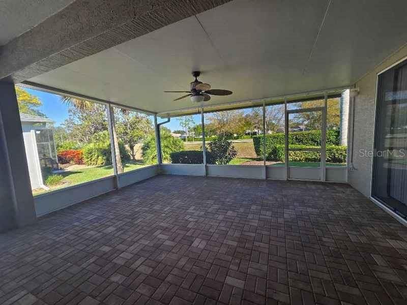 待售: $373,000 (4 贝兹, 3 浴室, 2274 平方英尺)