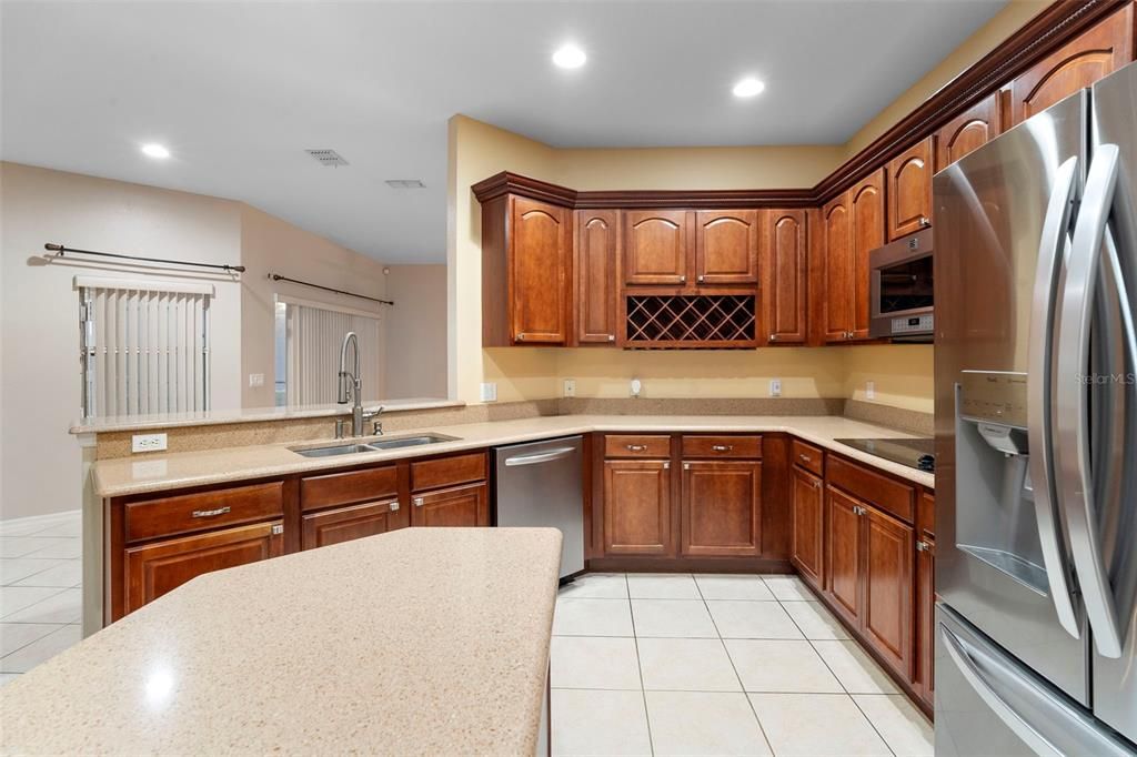 待售: $670,000 (5 贝兹, 4 浴室, 3340 平方英尺)