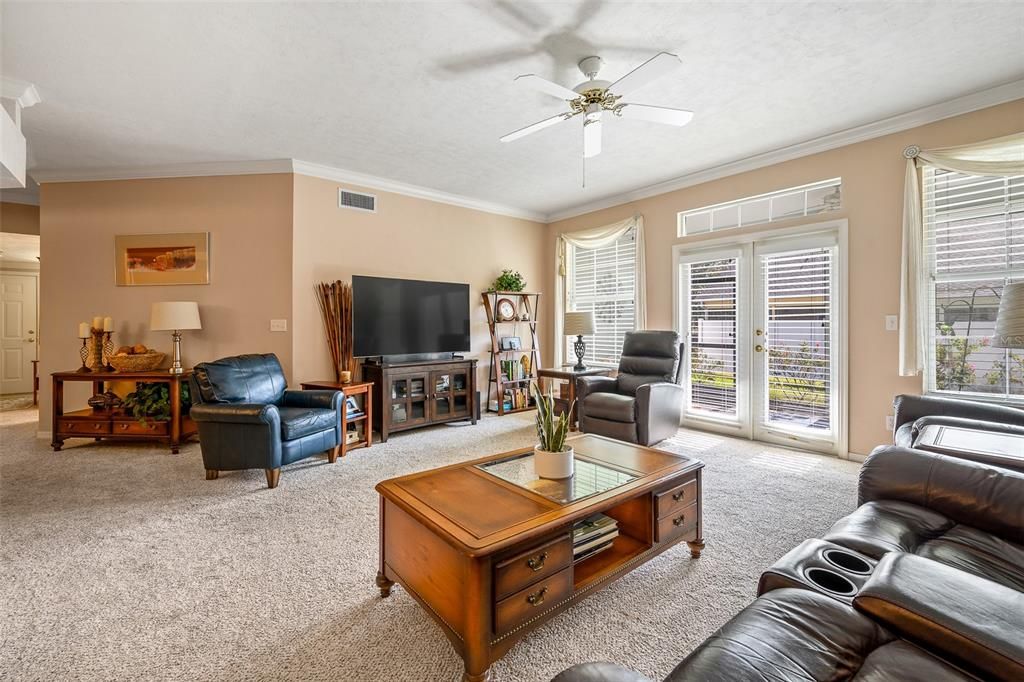 For Sale: $329,000 (3 beds, 2 baths, 1787 Square Feet)