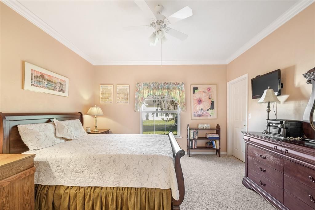 For Sale: $329,000 (3 beds, 2 baths, 1787 Square Feet)