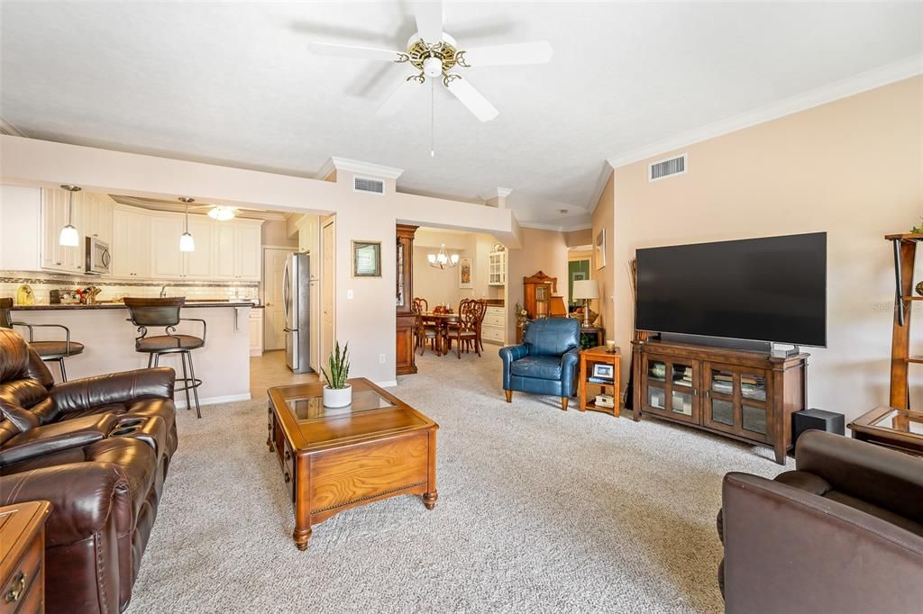 For Sale: $329,000 (3 beds, 2 baths, 1787 Square Feet)