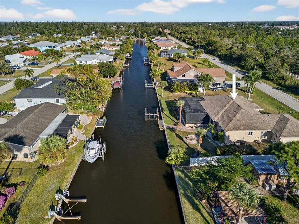 For Sale: $599,000 (4 beds, 3 baths, 2104 Square Feet)