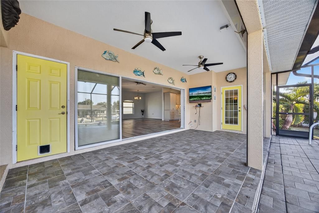 For Sale: $599,000 (4 beds, 3 baths, 2104 Square Feet)