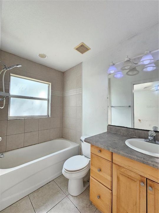 En Renta: $1,650 (3 camas, 2 baños, 1116 Pies cuadrados)