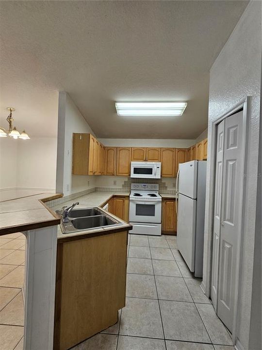 En Renta: $1,650 (3 camas, 2 baños, 1116 Pies cuadrados)