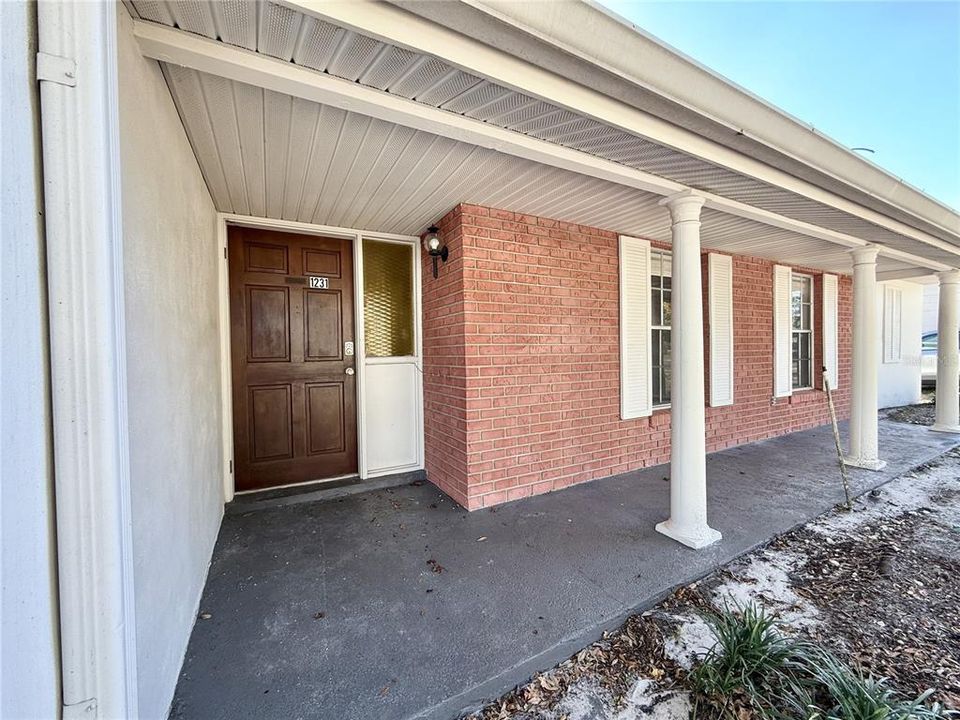 For Sale: $378,000 (4 beds, 2 baths, 1641 Square Feet)