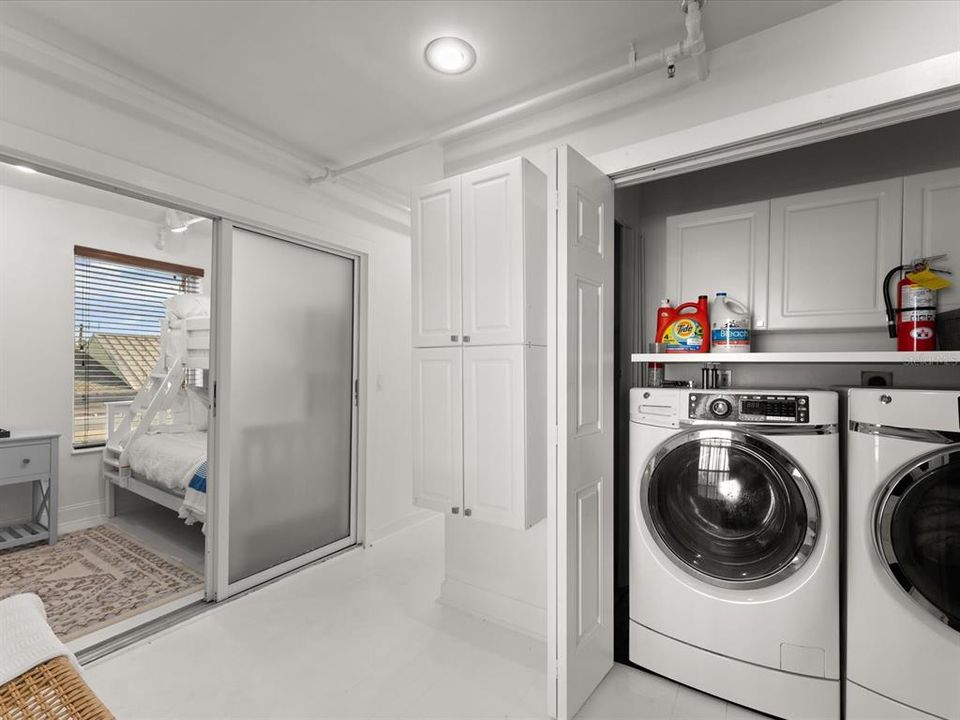 待售: $599,900 (3 贝兹, 3 浴室, 2951 平方英尺)