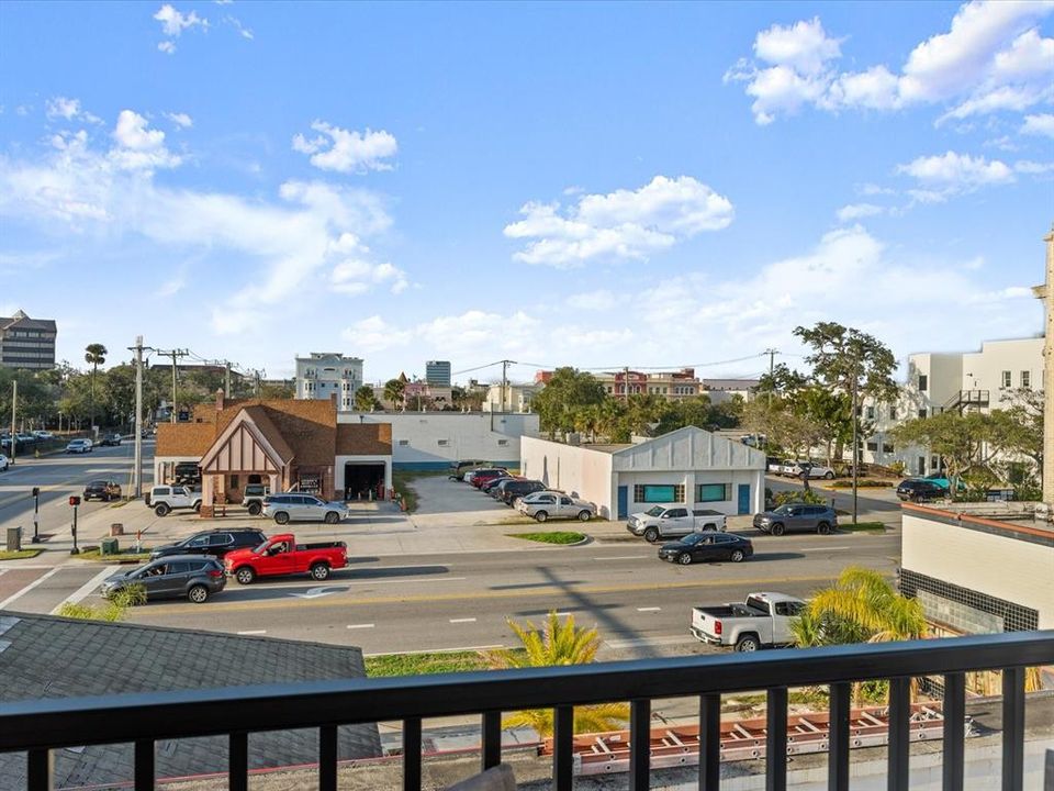 待售: $599,900 (3 贝兹, 3 浴室, 2951 平方英尺)