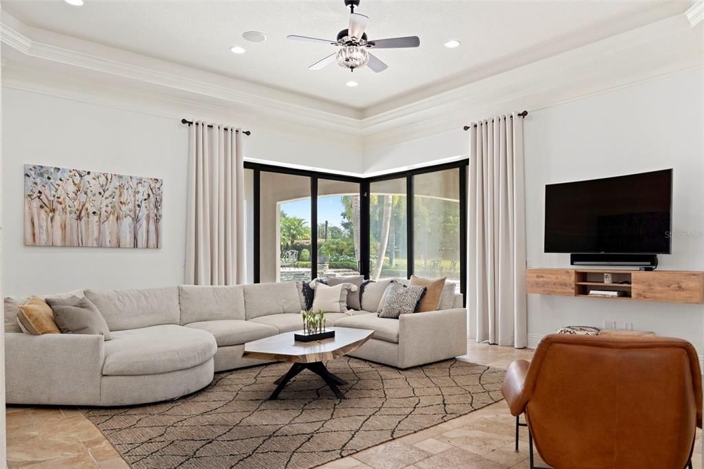 For Sale: $2,750,000 (7 beds, 9 baths, 7782 Square Feet)