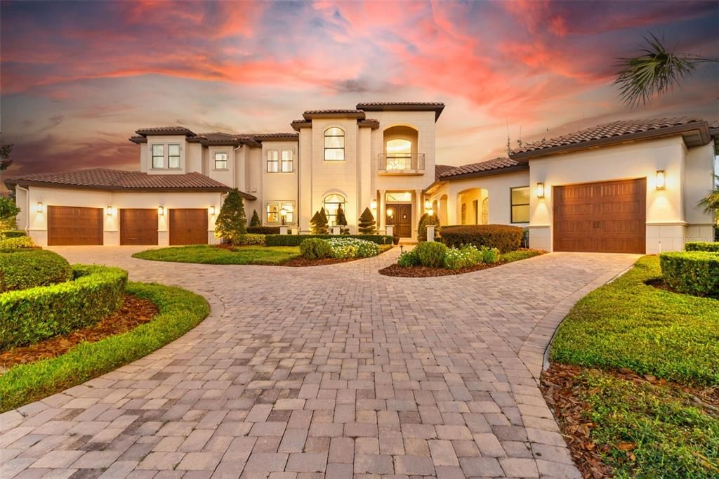 For Sale: $2,750,000 (7 beds, 9 baths, 7782 Square Feet)