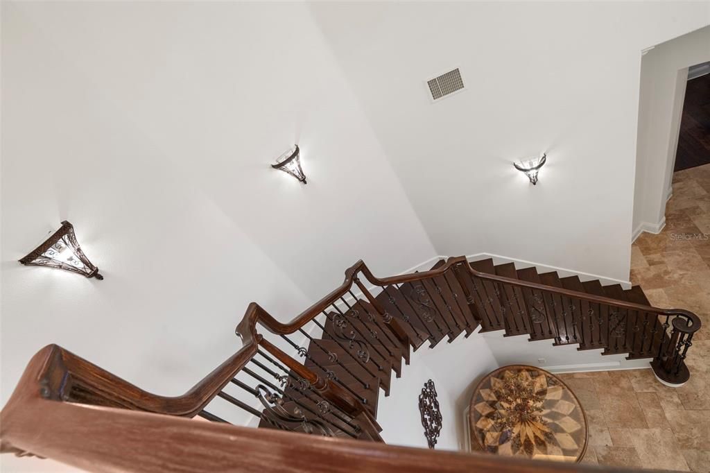 For Sale: $2,750,000 (7 beds, 9 baths, 7782 Square Feet)