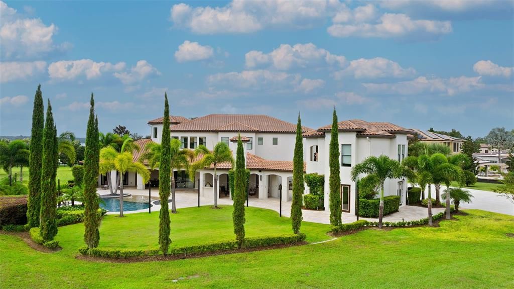 For Sale: $2,750,000 (7 beds, 9 baths, 7782 Square Feet)