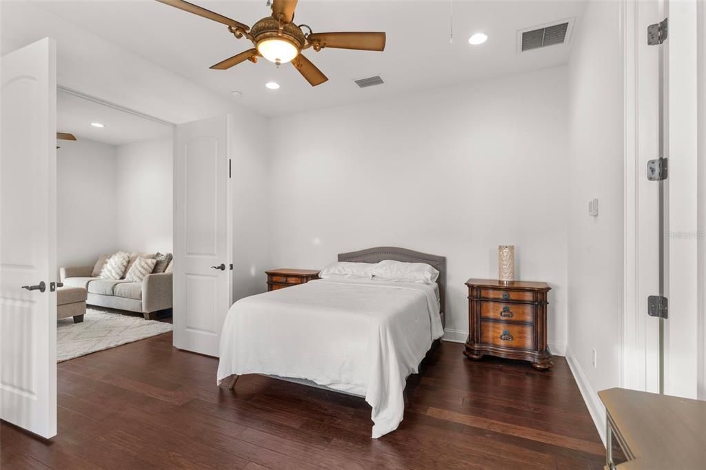 For Sale: $2,750,000 (7 beds, 9 baths, 7782 Square Feet)