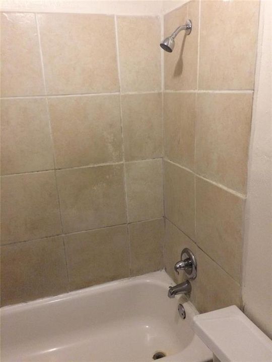 В аренду: $995 (4 спален, 2 ванн, 1136 Квадратных фут)