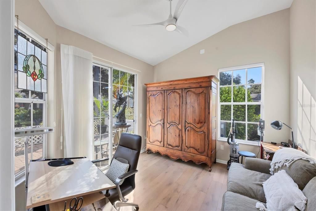 For Rent: $3,100 (2 beds, 2 baths, 1609 Square Feet)