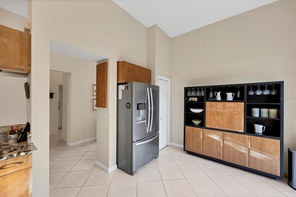 For Rent: $3,100 (2 beds, 2 baths, 1609 Square Feet)