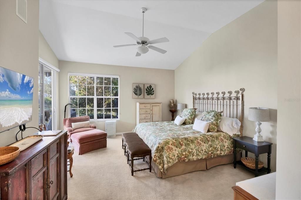 For Rent: $3,100 (2 beds, 2 baths, 1609 Square Feet)