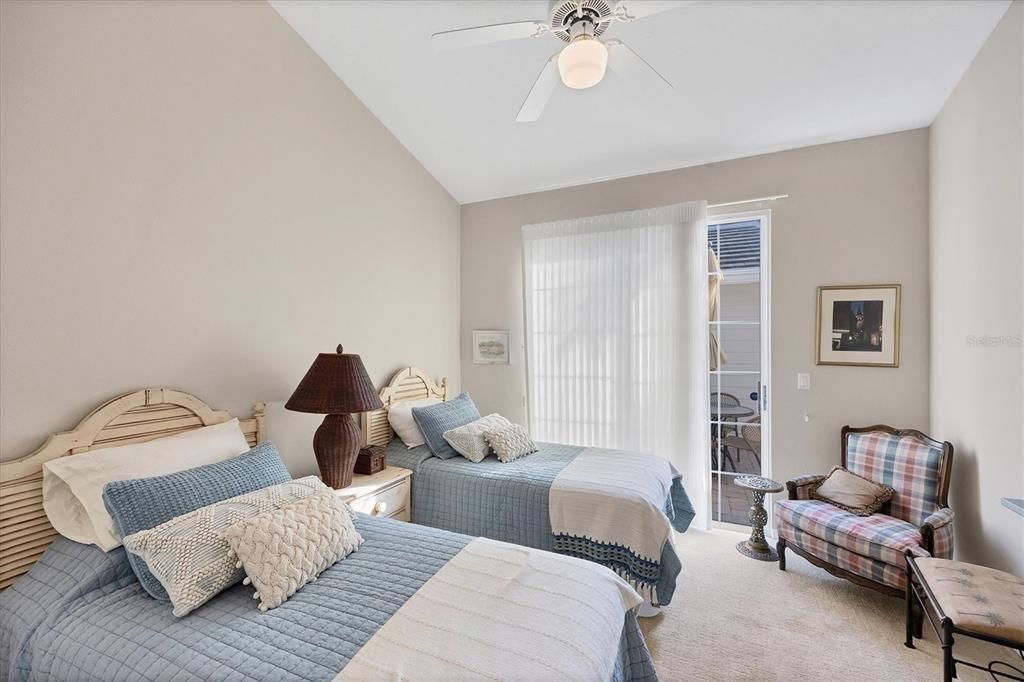 For Rent: $3,100 (2 beds, 2 baths, 1609 Square Feet)