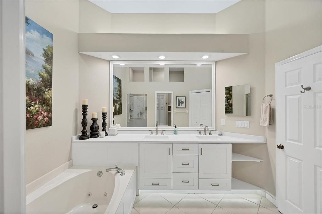 For Rent: $3,100 (2 beds, 2 baths, 1609 Square Feet)