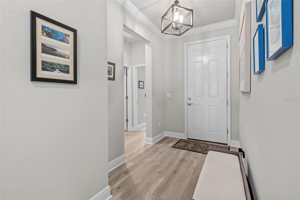 Activo con contrato: $475,000 (3 camas, 2 baños, 1715 Pies cuadrados)