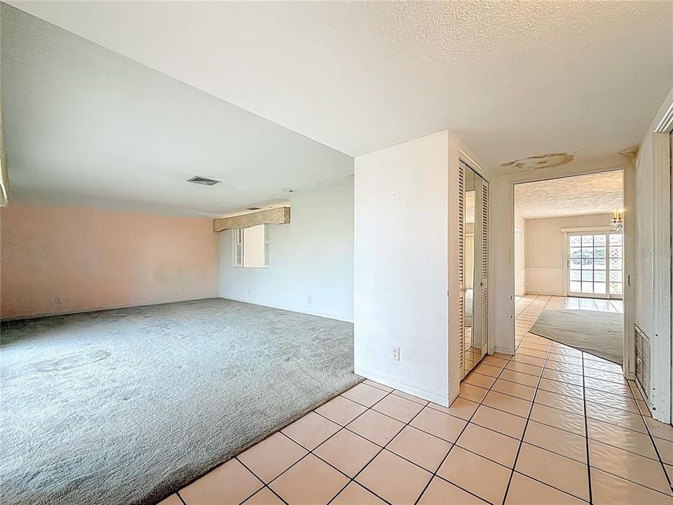 На продажу: $1,275,000 (3 спален, 2 ванн, 2210 Квадратных фут)