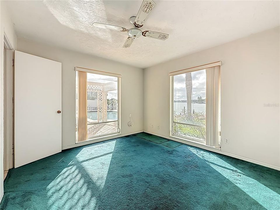 На продажу: $1,275,000 (3 спален, 2 ванн, 2210 Квадратных фут)