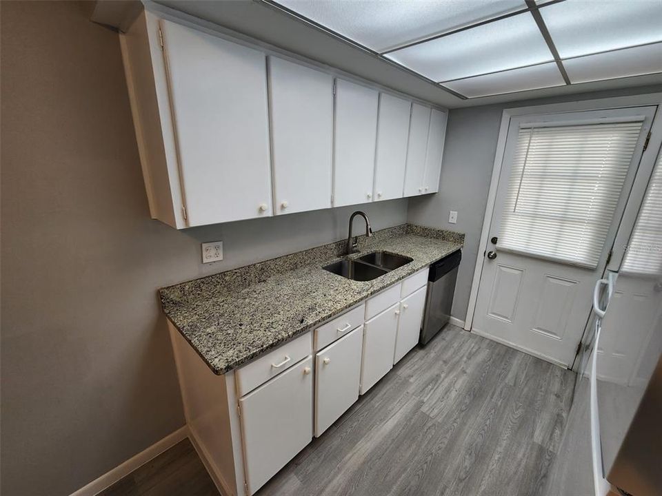 For Rent: $1,625 (2 beds, 1 baths, 1000 Square Feet)