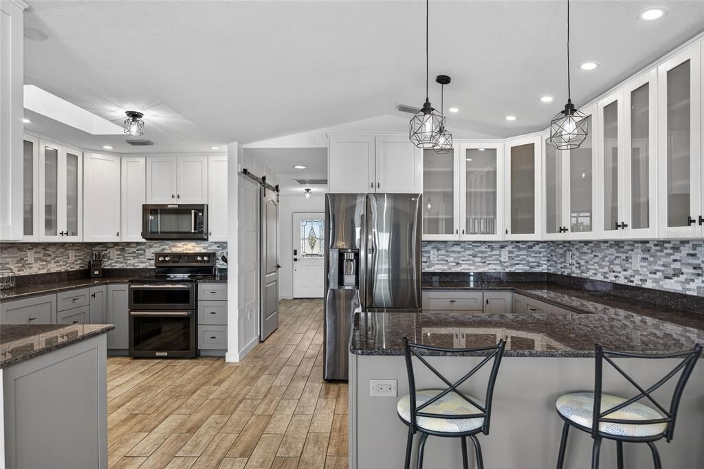 На продажу: $585,000 (3 спален, 3 ванн, 1798 Квадратных фут)