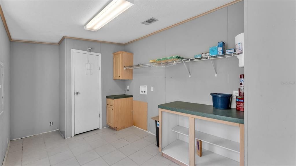 待售: $374,900 (5 贝兹, 2 浴室, 1920 平方英尺)