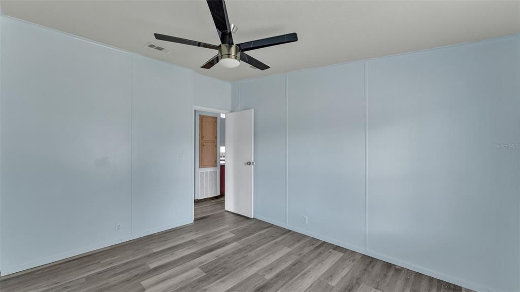 待售: $374,900 (5 贝兹, 2 浴室, 1920 平方英尺)