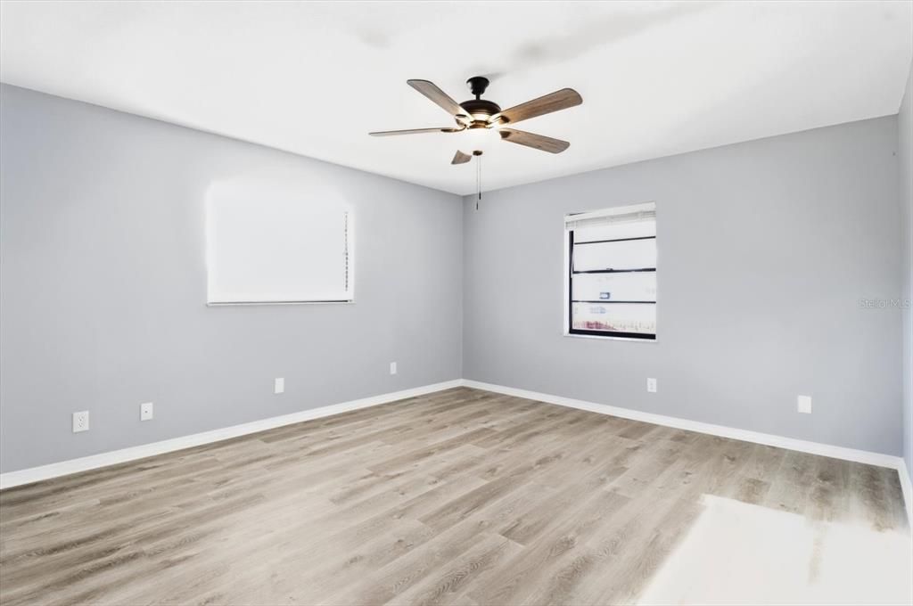 待售: $334,700 (2 贝兹, 2 浴室, 1466 平方英尺)