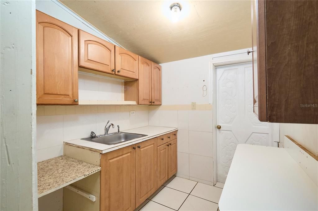 На продажу: $299,900 (3 спален, 3 ванн, 1240 Квадратных фут)