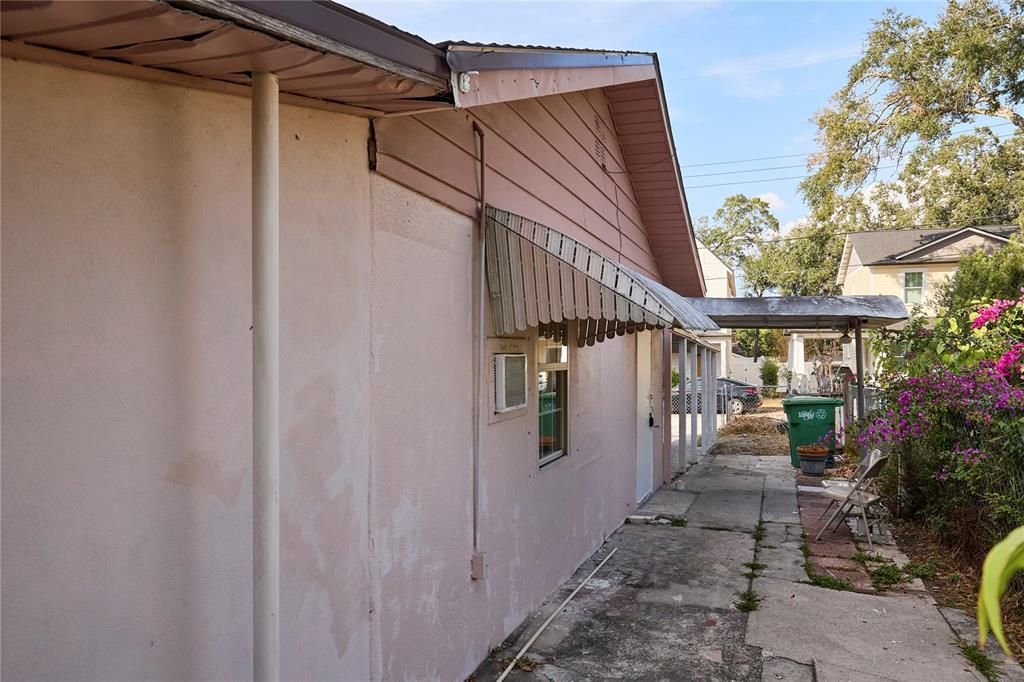 На продажу: $299,900 (3 спален, 3 ванн, 1240 Квадратных фут)