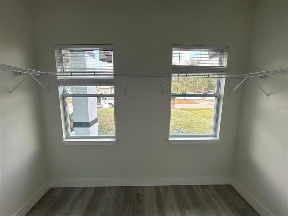 待售: $389,900 (4 贝兹, 2 浴室, 1839 平方英尺)