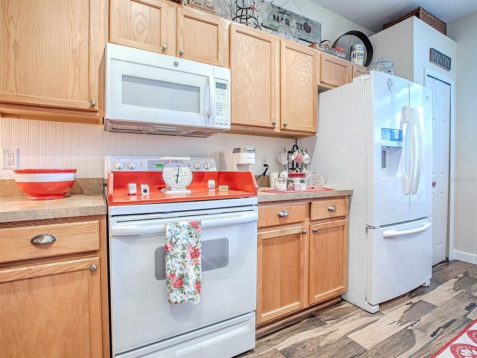 待售: $349,900 (3 贝兹, 2 浴室, 1636 平方英尺)