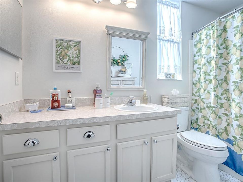 待售: $349,900 (3 贝兹, 2 浴室, 1636 平方英尺)