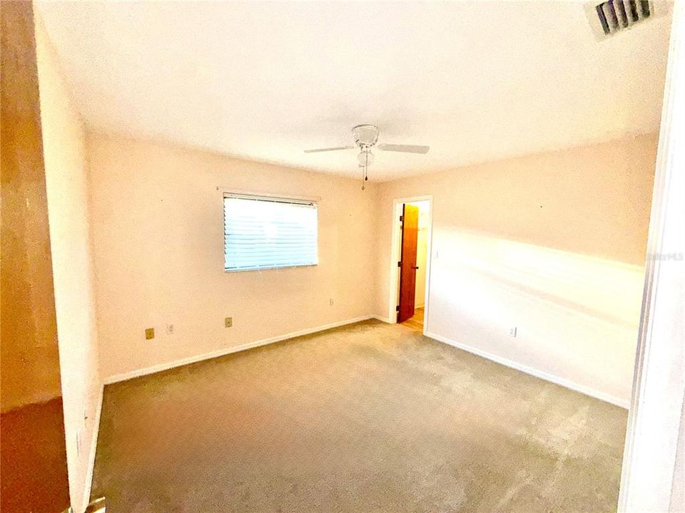 En Venta: $328,000 (3 camas, 2 baños, 1878 Pies cuadrados)