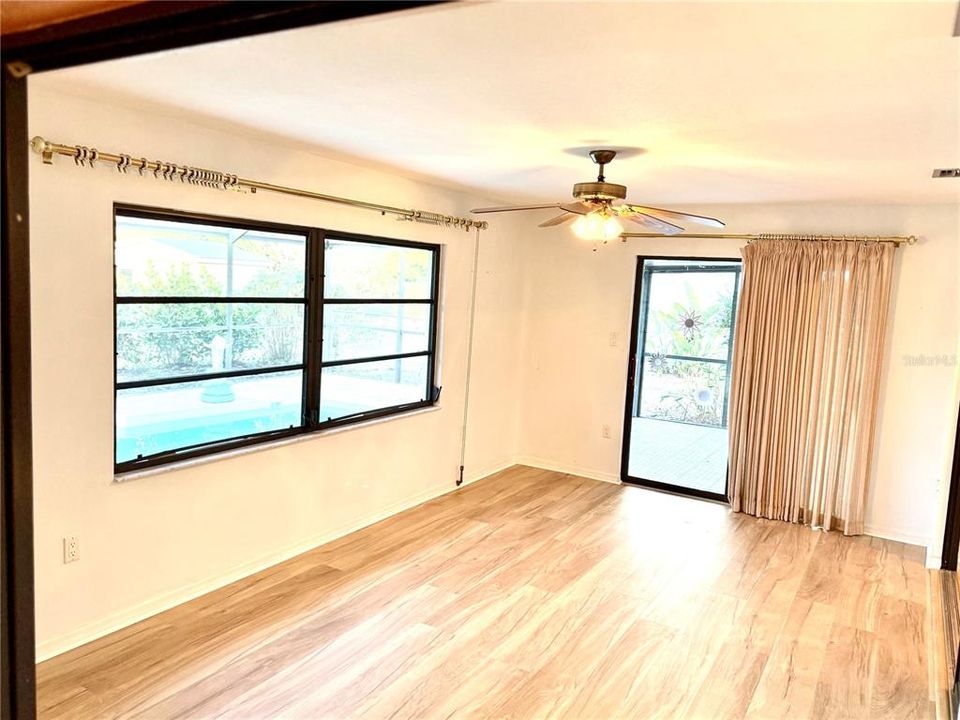 En Venta: $328,000 (3 camas, 2 baños, 1878 Pies cuadrados)