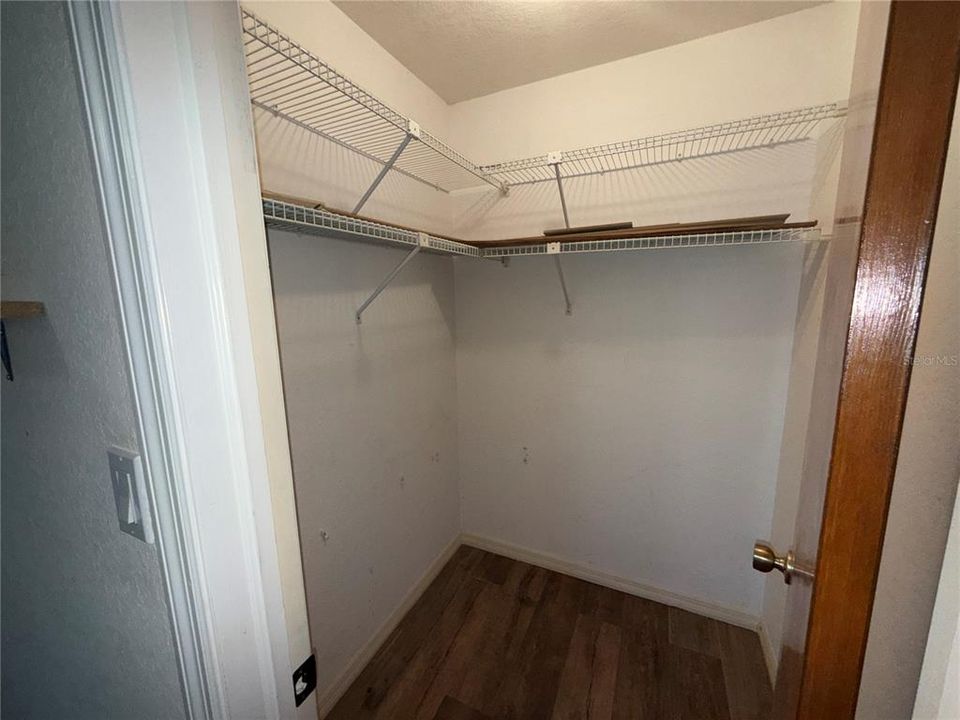 En Venta: $328,000 (3 camas, 2 baños, 1878 Pies cuadrados)