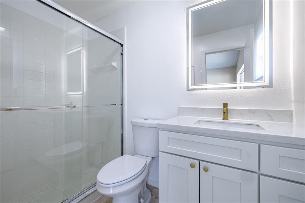 For Rent: $2,400 (3 beds, 2 baths, 1229 Square Feet)