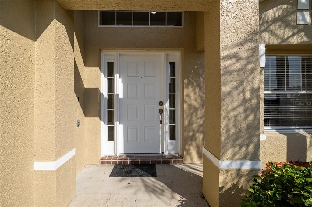 For Rent: $2,400 (3 beds, 2 baths, 1229 Square Feet)