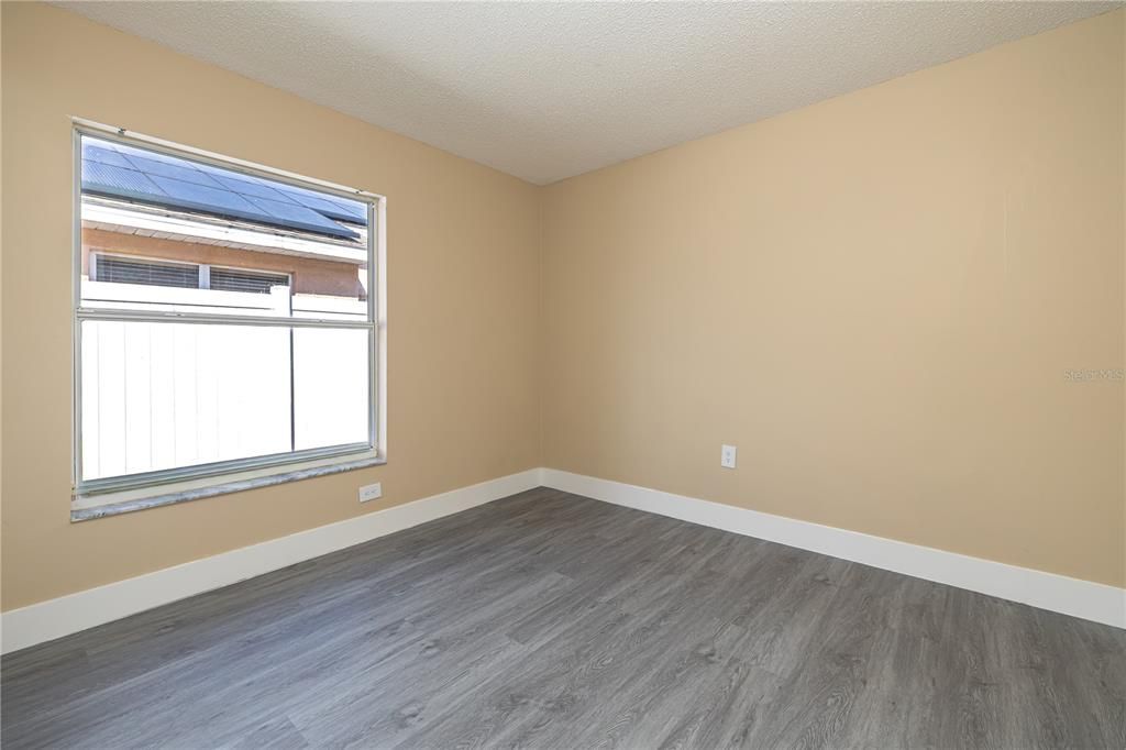 For Rent: $2,400 (3 beds, 2 baths, 1229 Square Feet)