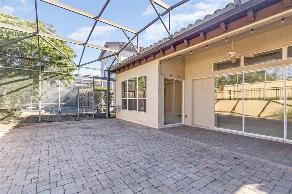 На продажу: $744,950 (4 спален, 3 ванн, 2727 Квадратных фут)