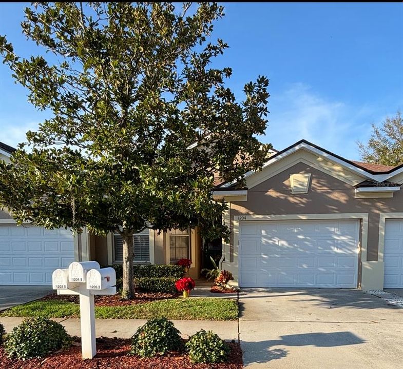 На продажу: $345,000 (2 спален, 2 ванн, 1676 Квадратных фут)