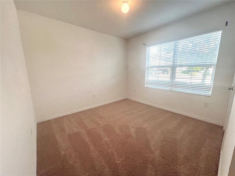 В аренду: $2,300 (4 спален, 2 ванн, 1867 Квадратных фут)