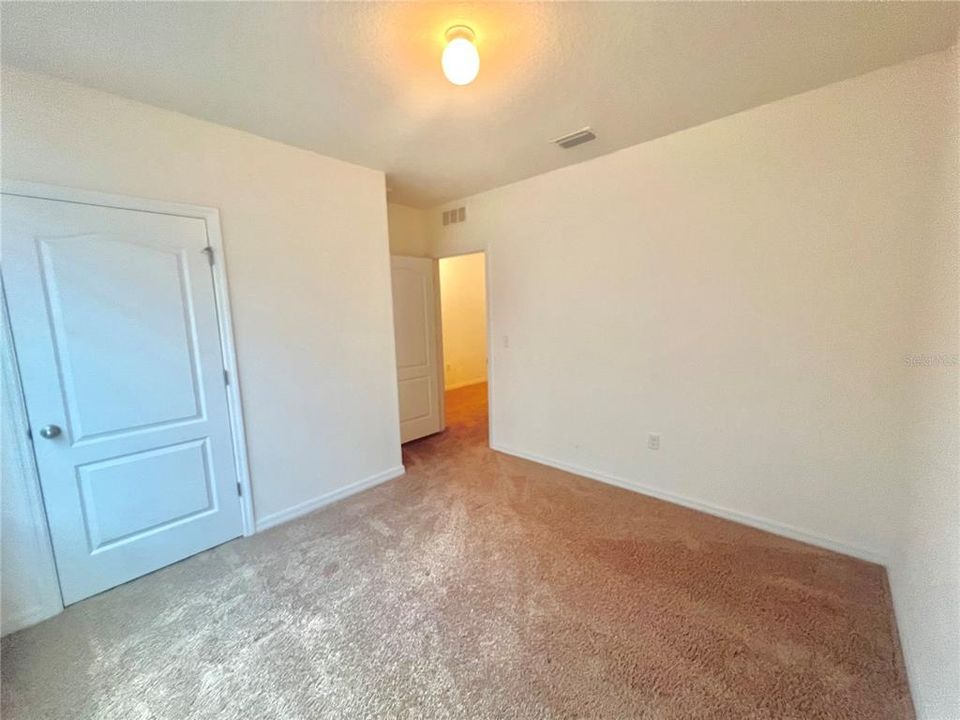 В аренду: $2,300 (4 спален, 2 ванн, 1867 Квадратных фут)